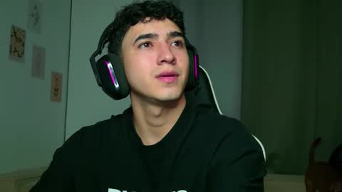 Snapshot of naranjo_seb chatting on October 2, 2025, 5:36 am sebastian online show from October 2, 2025, 5:36 am