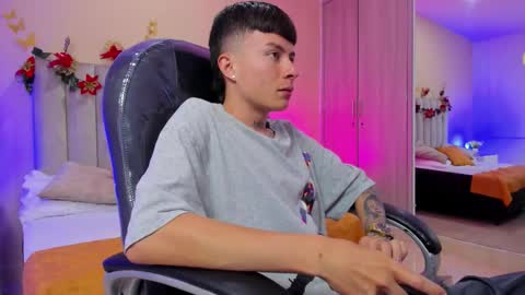 Nascary Fox online show from January 5, 2026, 7:17 pm