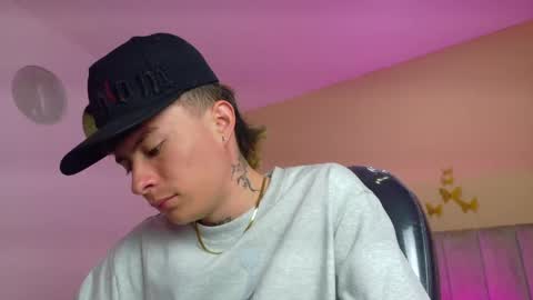Snapshot of nascary_fox chatting on June 3, 2026, 12:08 pm Nascary Fox online show from June 3, 2026, 12:08 pm