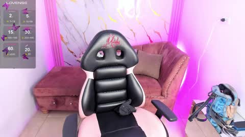 Call me Nasha    online show from April 11, 2026, 7:29 pm