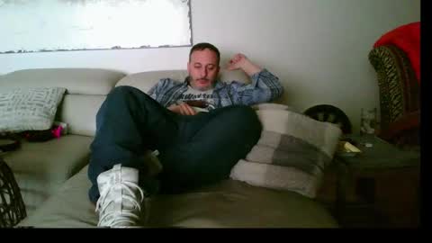 nassobout online show from February 28, 2025, 10:20 am