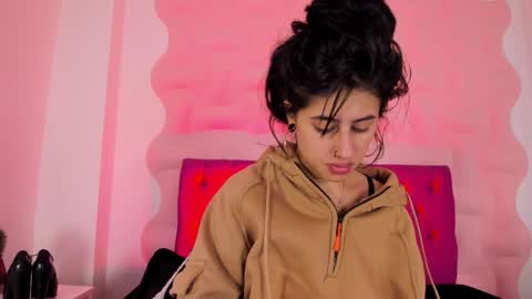 Snapshot of nastasha_nasty1 chatting on November 18, 2025, 8:46 pm Maira online show from November 18, 2025, 8:46 pm