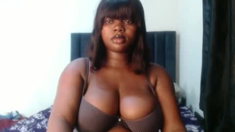 Amanda online show from December 21, 2025, 8:05 pm