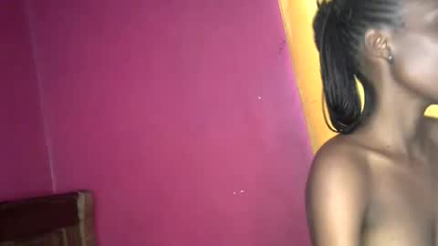 Snapshot of nasty_bee2 chatting on June 15, 2026, 12:29 pm NAS online show from June 15, 2026, 12:29 pm