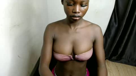 Mila online show from March 8, 2026, 6:44 pm