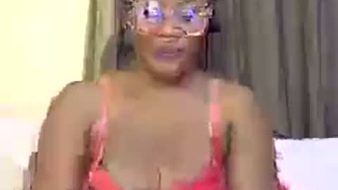 Snapshot of nasty_pretty_fibby chatting on August 1, 2026, 1:32 pm Fibby online show from August 1, 2026, 1:32 pm