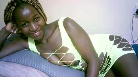 Snapshot of nastyafrika chatting on September 19, 2025, 7:14 pm Marie online show from September 19, 2025, 7:14 pm