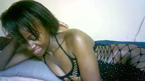 Snapshot of nastyafrika chatting on October 1, 2025, 10:21 am Marie online show from October 1, 2025, 10:21 am