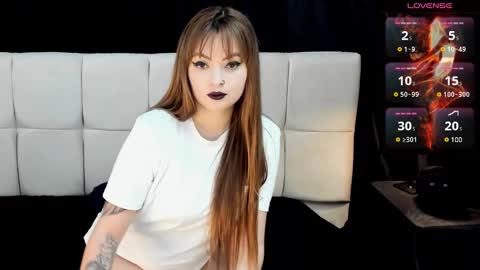 nastykatty_ online show from February 25, 2025, 9:46 pm