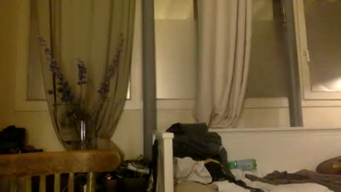 nastyloveparis online show from November 25, 2025, 11:05 pm