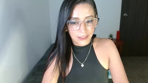 nathalia online show from March 1, 2025, 3:53 am