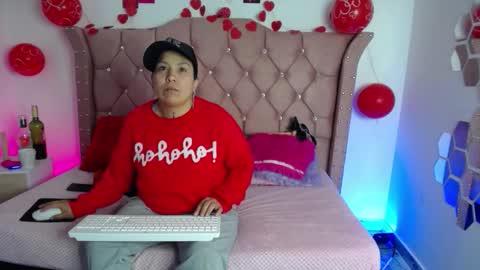 nat_evans8 online show from February 22, 2026, 4:02 am