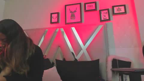 Natacha black online show from February 18, 2025, 12:17 pm