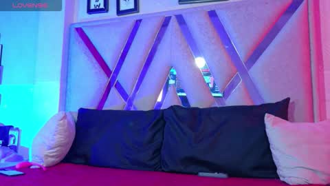 Natacha black online show from November 7, 2025, 10:32 pm