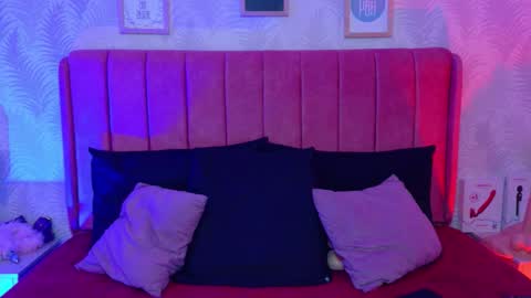 Natacha black online show from March 29, 2026, 7:36 pm