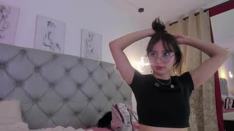 natalia online show from April 30, 2026, 5:30 pm