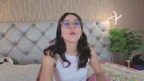 natalia online show from July 28, 2026, 8:12 pm