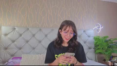 natalia online show from August 1, 2026, 7:57 pm