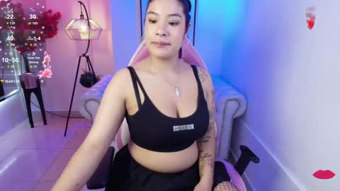 Snapshot of natalia_cartier chatting on April 18, 2026, 3:54 am Natalia. online show from April 18, 2026, 3:54 am