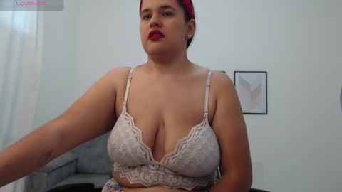 Nathalia online show from October 1, 2025, 5:30 pm