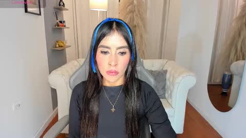 Natalia Leon online show from January 7, 2026, 3:53 am