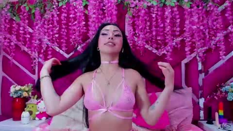 natalia pinkk online show from February 6, 2025, 9:22 am