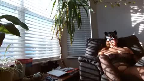 Natalia Navokov online show from January 11, 2025, 9:15 pm