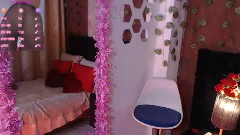 Snapshot of nataliaroushh chatting on April 23, 2026, 2:08 pm Natalia Roush online show from April 23, 2026, 2:08 pm