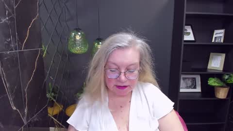 NataliCloud online show from January 18, 2025, 1:29 pm