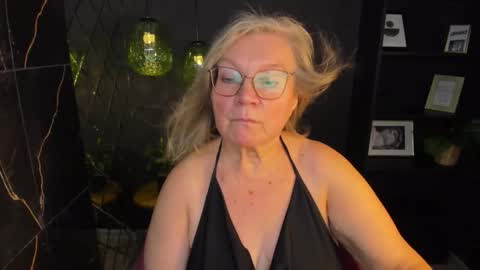 NataliCloud online show from November 1, 2025, 1:13 pm