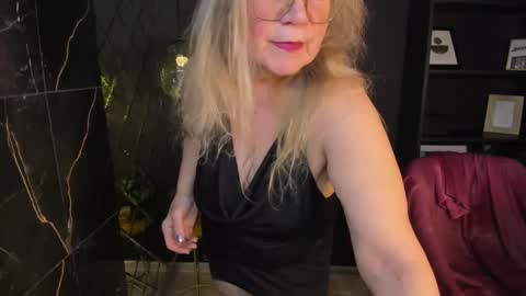 NataliCloud online show from December 17, 2025, 1:17 pm