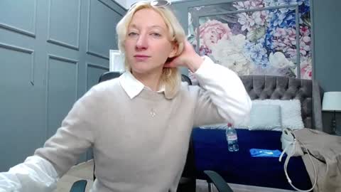 Natalie online show from January 23, 2025, 7:54 am