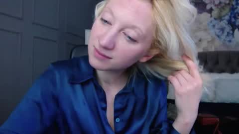 Natalie online show from March 9, 2025, 12:31 pm