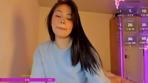 natalia online show from November 5, 2025, 4:01 am