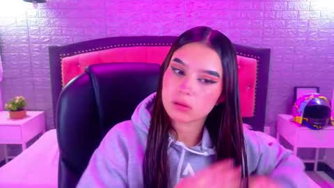 natalie  online show from January 8, 2026, 3:31 am