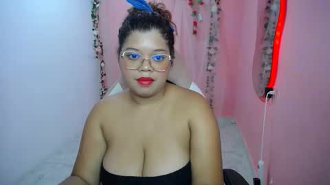 natalie_tits1 online show from September 10, 2025, 6:41 pm