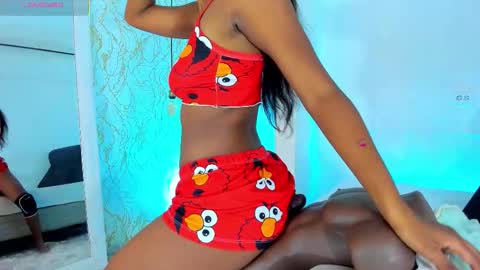 Snapshot of natalieparkerr chatting on October 23, 2025, 12:48 pm NATALIE online show from October 23, 2025, 12:48 pm