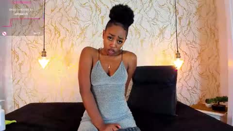 Snapshot of natalieparkerr chatting on November 27, 2025, 12:07 pm NATALIE online show from November 27, 2025, 12:07 pm