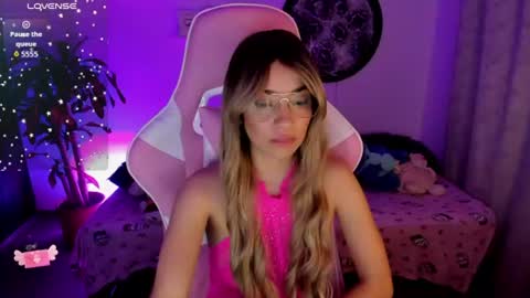 MissNatis online show from June 20, 2026, 2:58 am