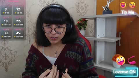 N A T A L Y online show from December 13, 2024, 12:06 pm