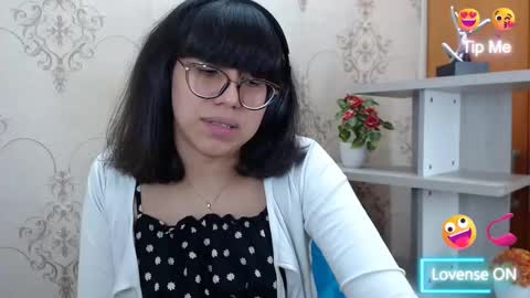 N A T A L Y online show from December 27, 2024, 12:23 pm