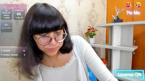 N A T A L Y online show from February 10, 2025, 4:04 pm