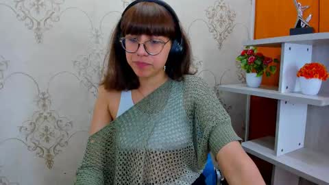 N A T A L Y online show from March 3, 2025, 12:27 pm