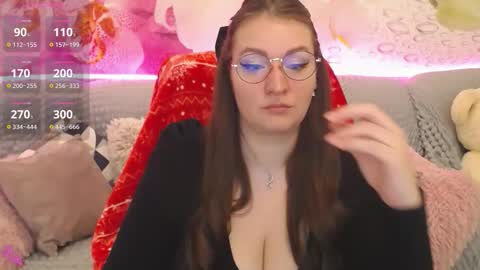 Snapshot of nataly_cute1 chatting on September 28, 2025, 6:24 pm Nataly online show from September 28, 2025, 6:24 pm