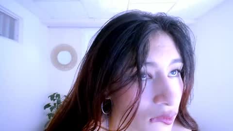 Snapshot of nataly_mcry chatting on June 2, 2026, 8:44 pm NATALY online show from June 2, 2026, 8:44 pm
