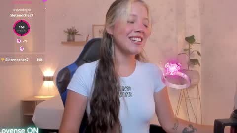 Nataly online show from May 26, 2026, 2:18 am