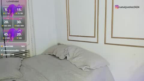 Naty online show from March 7, 2025, 10:43 pm