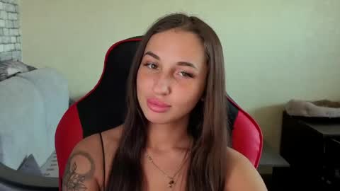 Snapshot of natalyfreman chatting on May 9, 2026, 8:19 am Nataly online show from May 9, 2026, 8:19 am