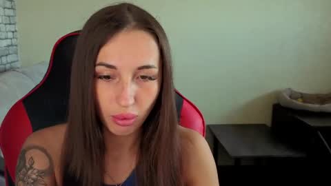 Snapshot of natalyfreman chatting on May 25, 2026, 7:03 am Nataly online show from May 25, 2026, 7:03 am