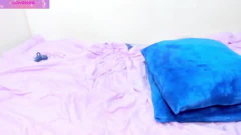 natalystevens online show from January 4, 2025, 7:13 pm